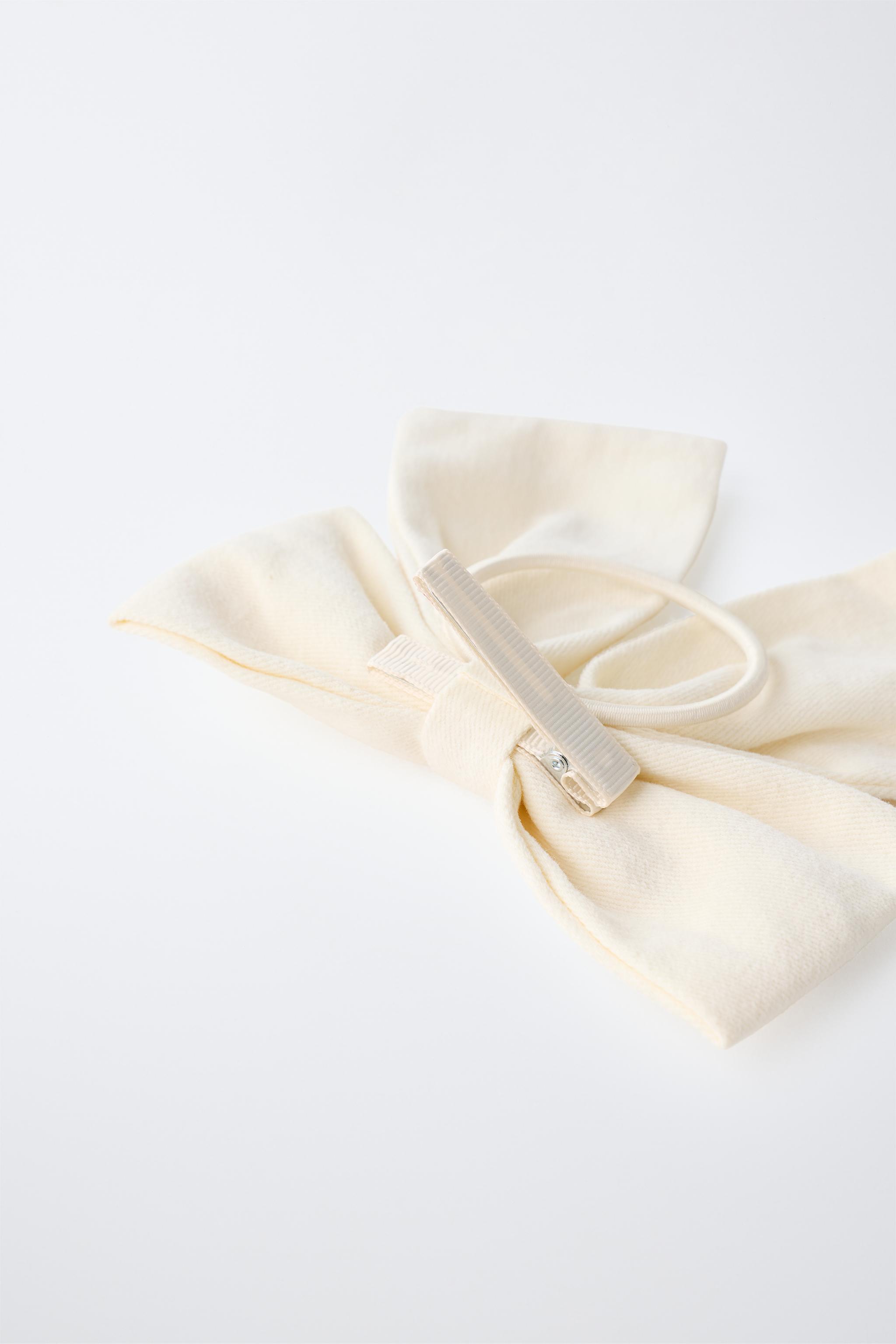 BOW HAIR TIE AND BARRETTE SET